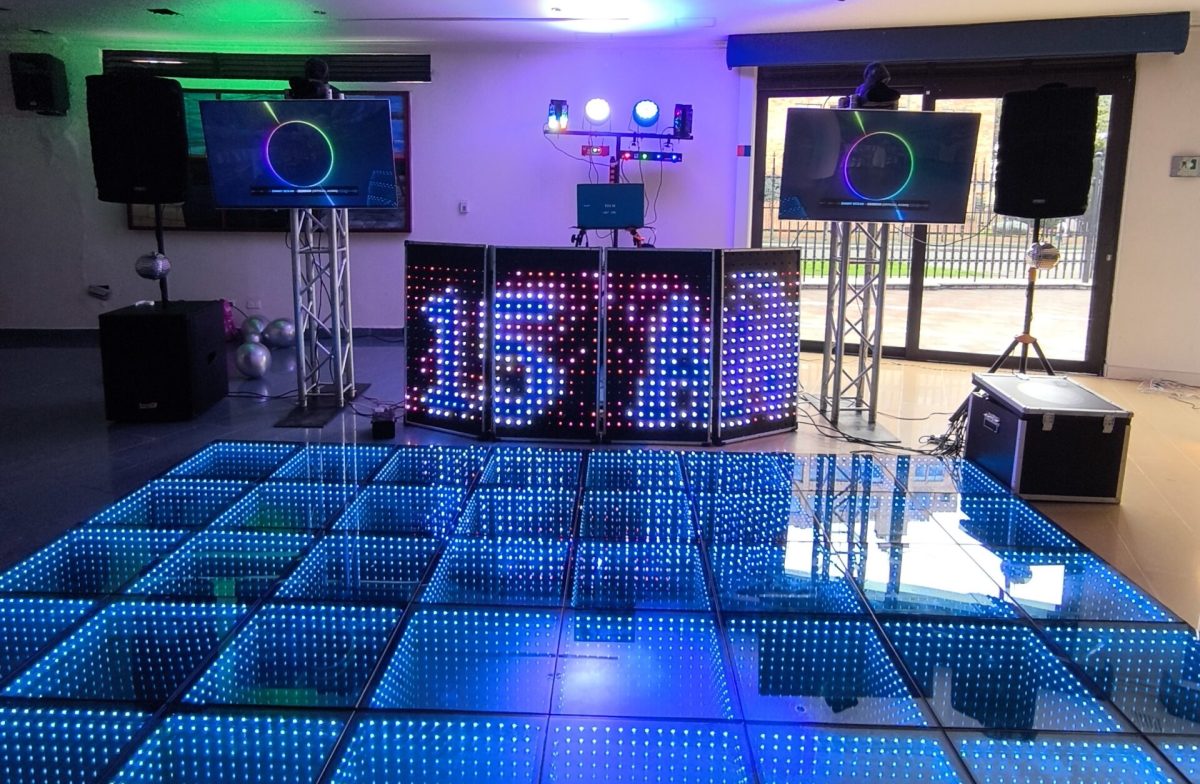 Montaje Dj Maya Karaoke